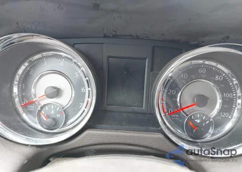 2016 Chrysler Town & Country Touring z USA, uszkodzony, nr VIN 2C4RC1BG8GR240248